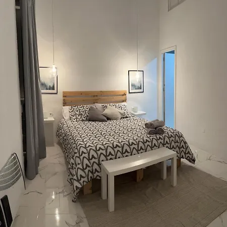 Konukevi Bf Boutique Jerez